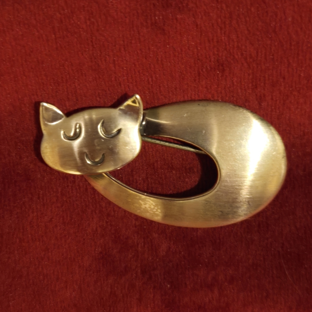 Vintage Sterling Silver ORB Brooch